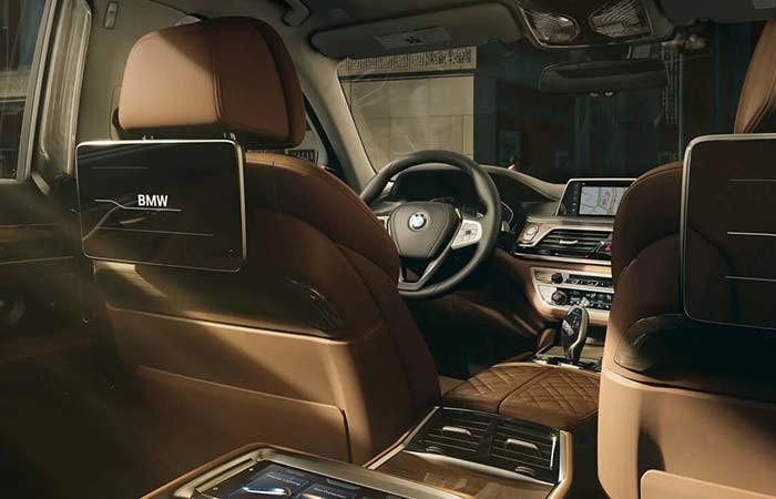 2022 BMW 7 Series Interior