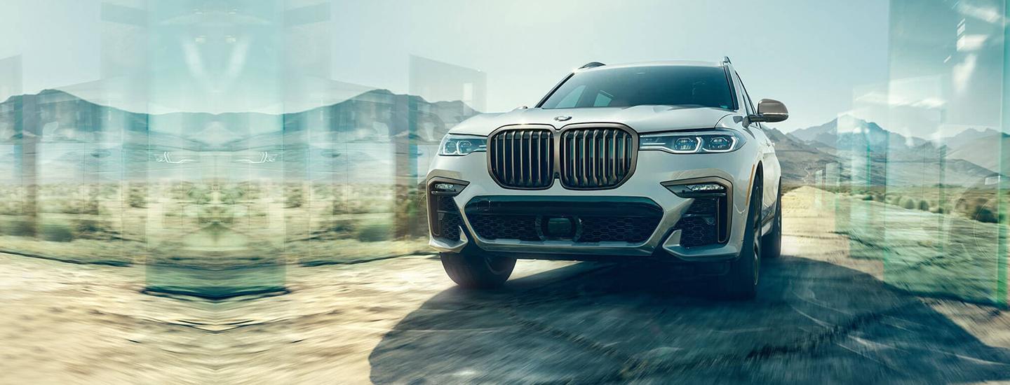 Front View of  BMW X7