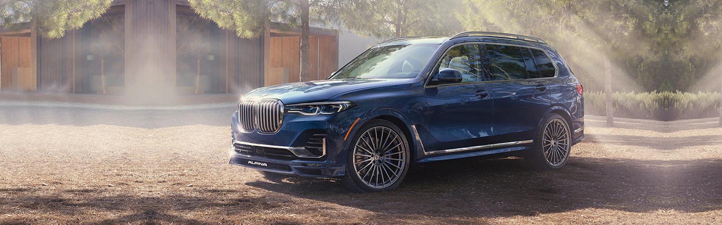 Angled View of Blue BMW X7