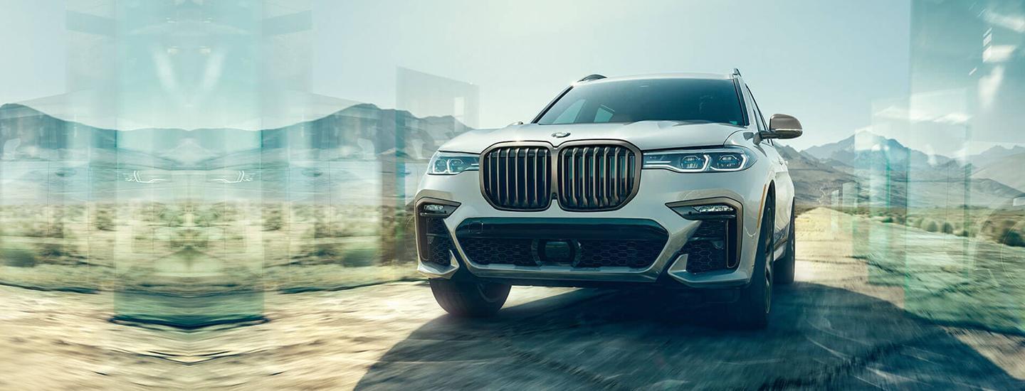 Front View of BMW X7